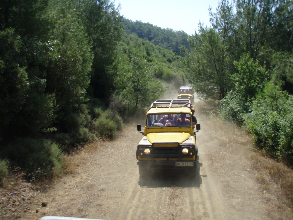 Land Rover Safari