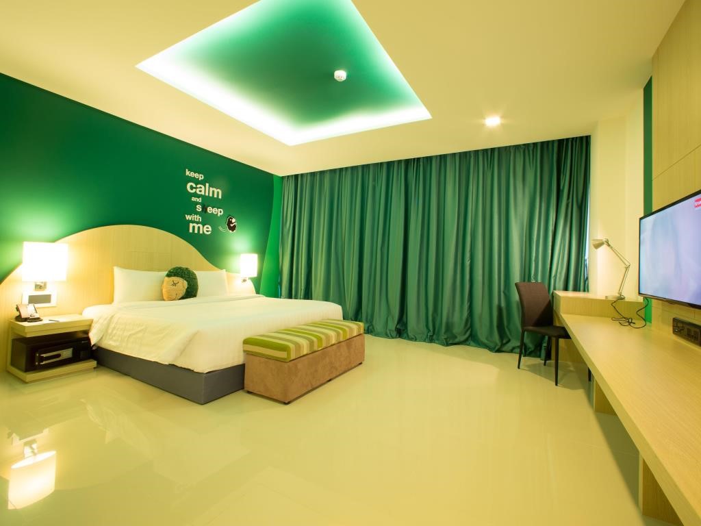 Sleep With Me Desing Hotel Patong
