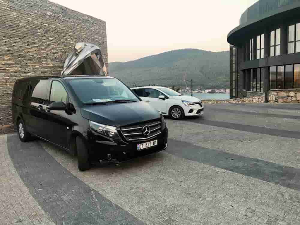 Car rental with driver in Bodrum