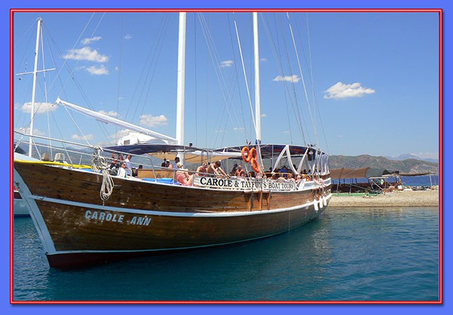 PRIVATE SAILING BOAT (20 TO 80 PERSONS)